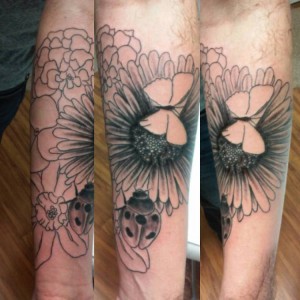 Floral Grayscale Sleeve